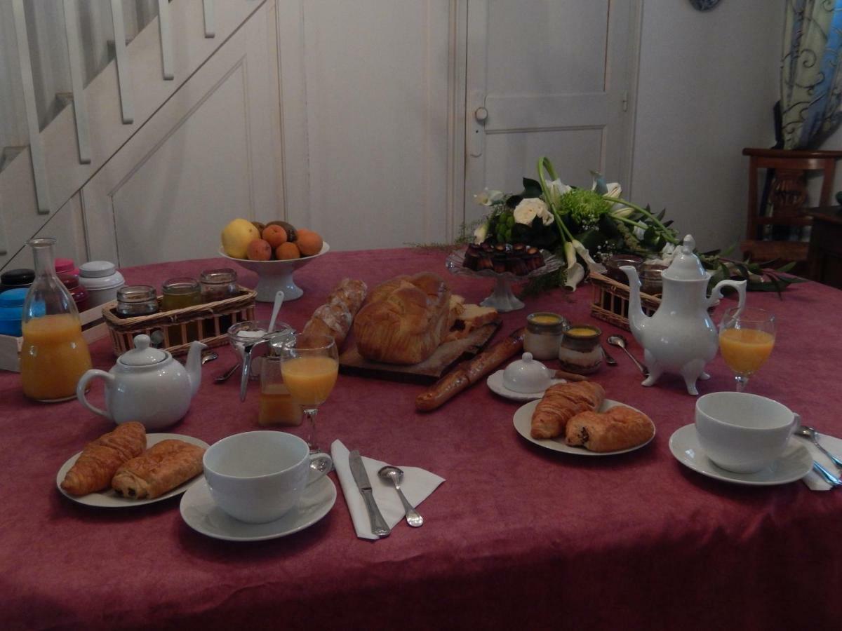 Bed and Breakfast Le Petit Massigny Les Velluire-sur-Vendee Екстер'єр фото