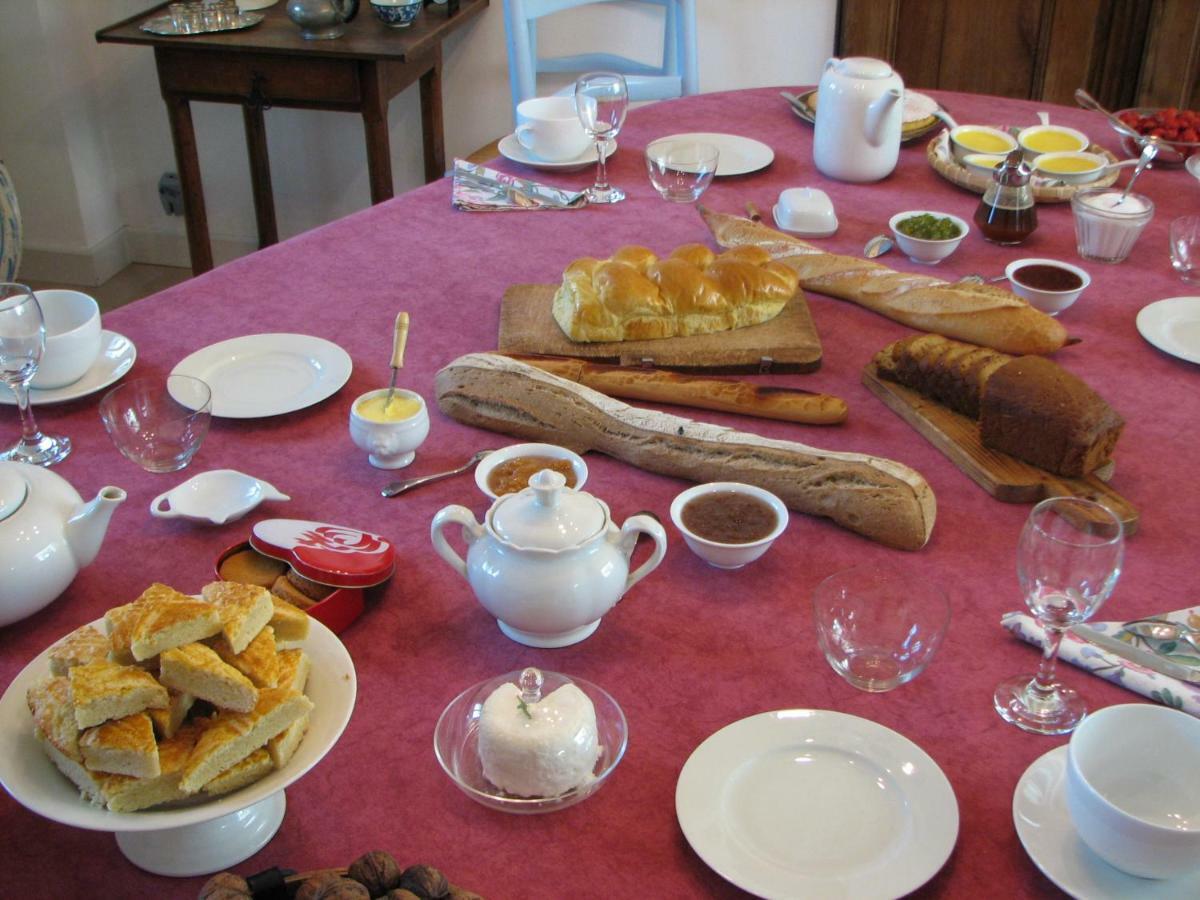 Bed and Breakfast Le Petit Massigny Les Velluire-sur-Vendee Екстер'єр фото